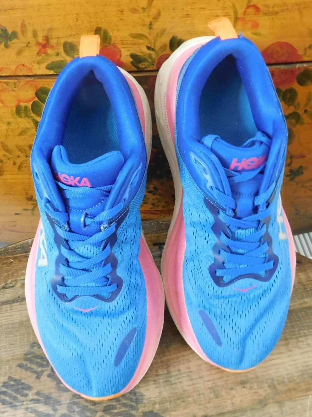 Hoka Bondi 8 Shoes 7.5 B Womens